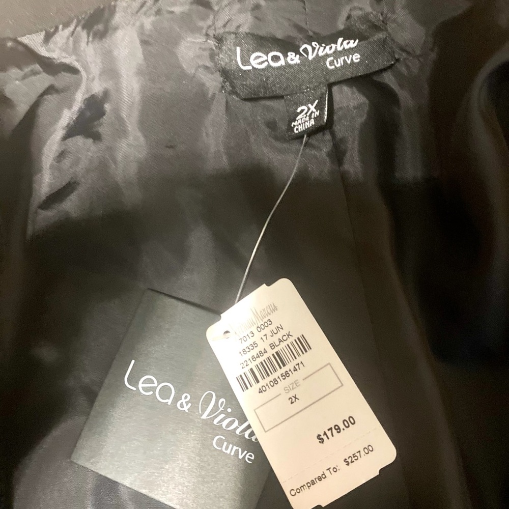 Lea & Viola Curve Split Back Blazer - image 3